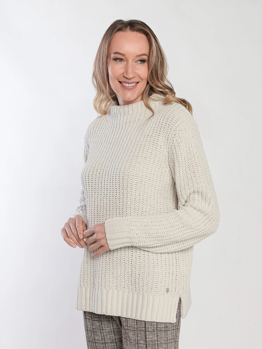 Джемпер свободного кроя с воротником-стойкой